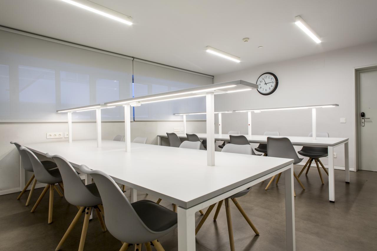 Residencia Universitaria Resa Claudio Coello Madrid Bagian luar foto